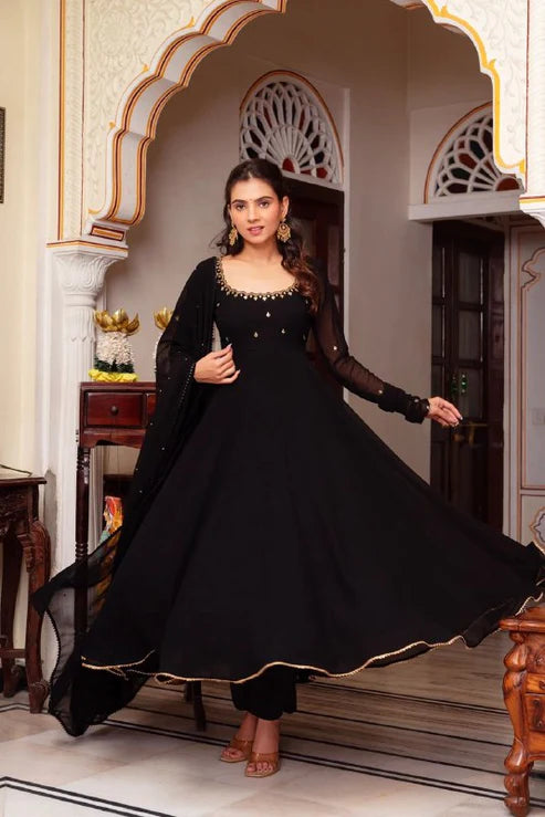 Kaelani Black : Foux Gorgette Anarkali Suit