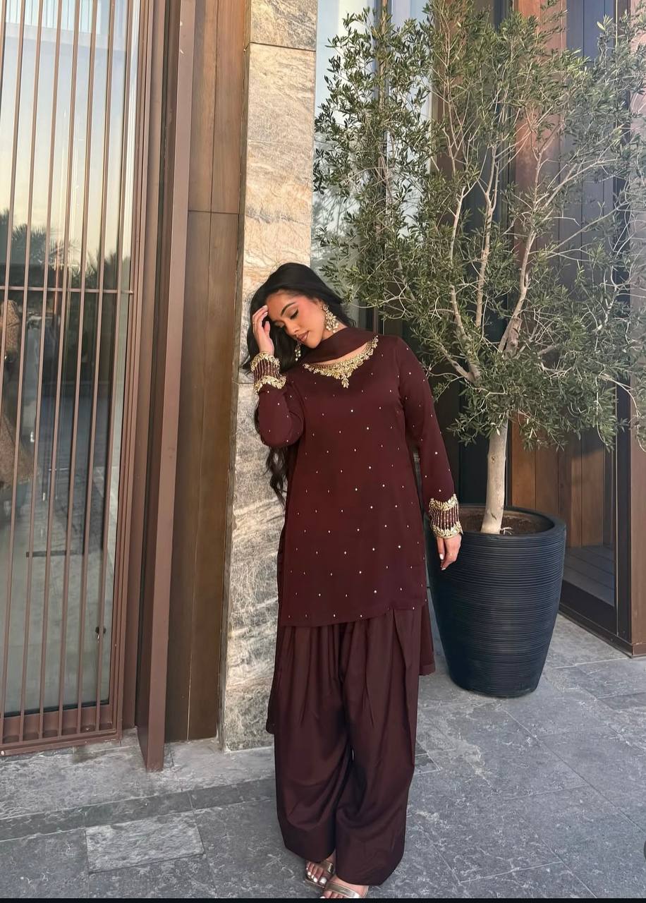 Noori Nazarana Maroon Blooming Georgette Suit Set