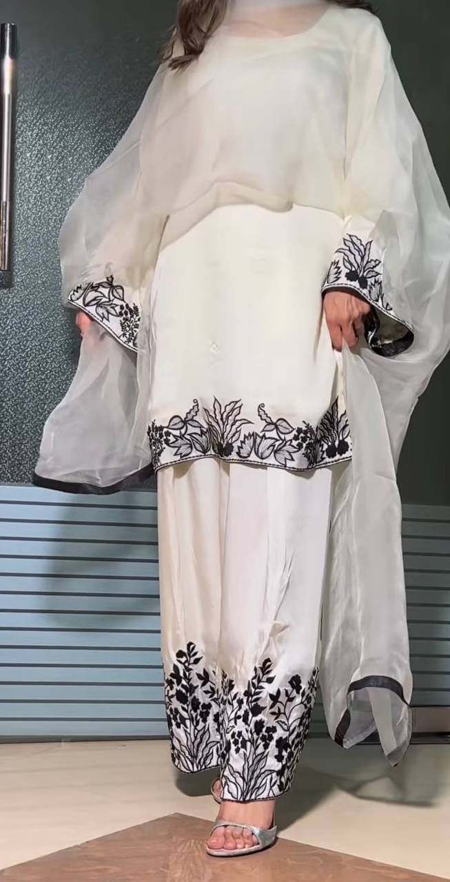 Yashfa Designer Party Wear Look Pretty Salwar Set