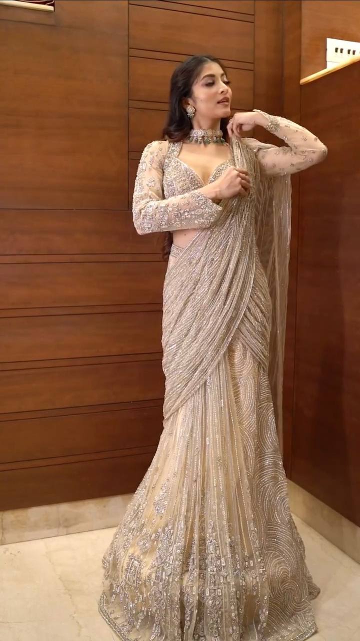 Zarina Luxe Muse Designer Ready To Wear Lahenga Saree