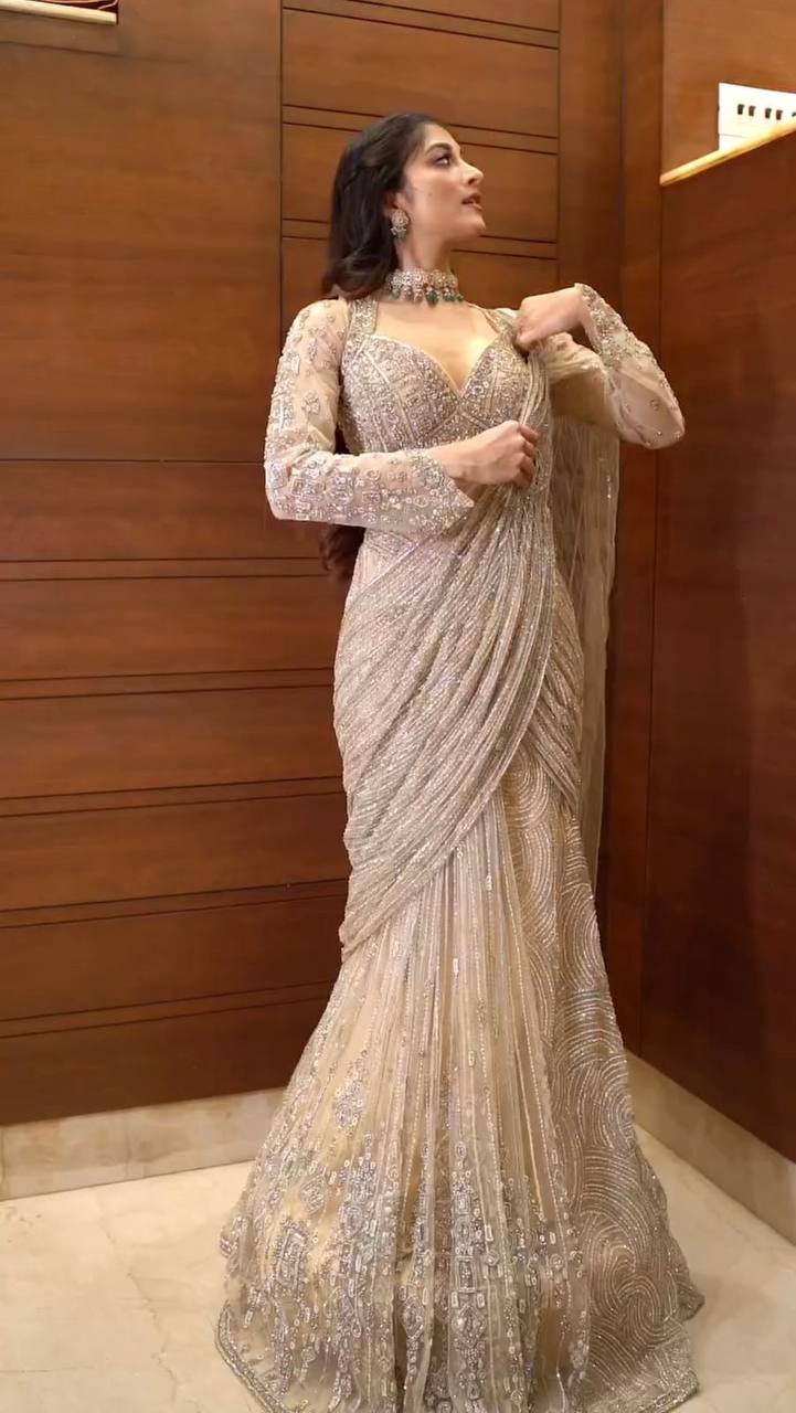 Zarina Luxe Muse Designer Ready To Wear Lahenga Saree