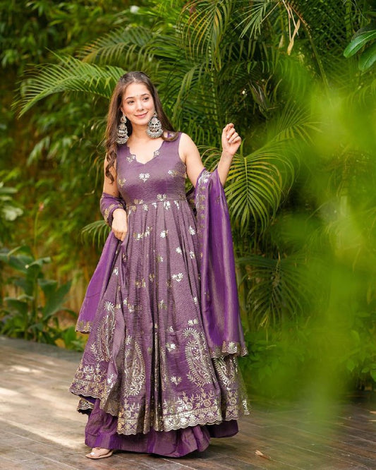Yashika Classic Banarasi Anarkali Set