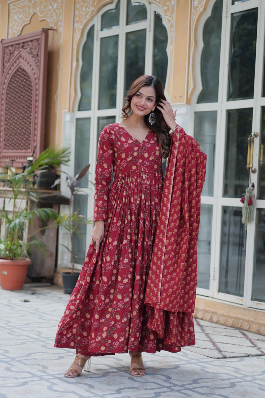 Diya Beige Cotton Suit Set