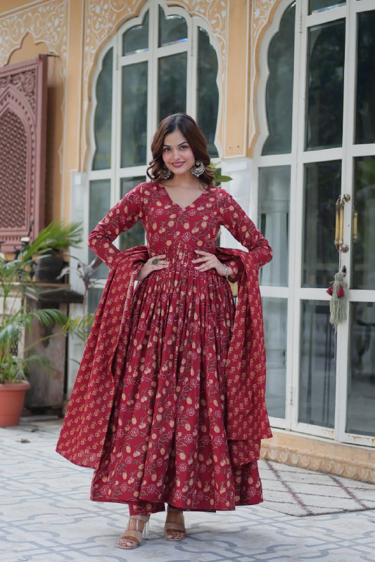 Diya Beige Cotton Suit Set