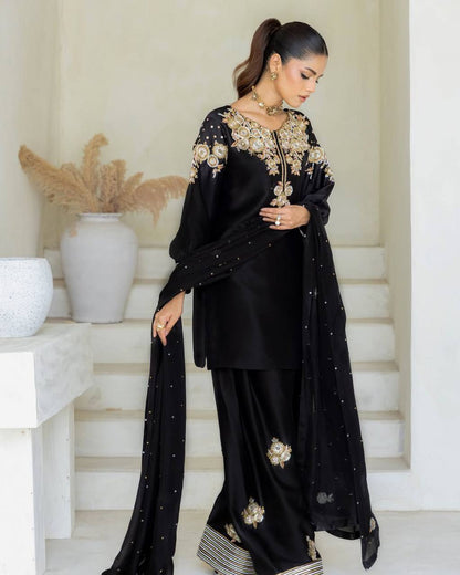 Aayat’s Royal Noir Look Black Palazzo Set