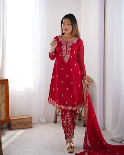 Gulzaar Shine The Royal Patiala Ensemble Suit Set