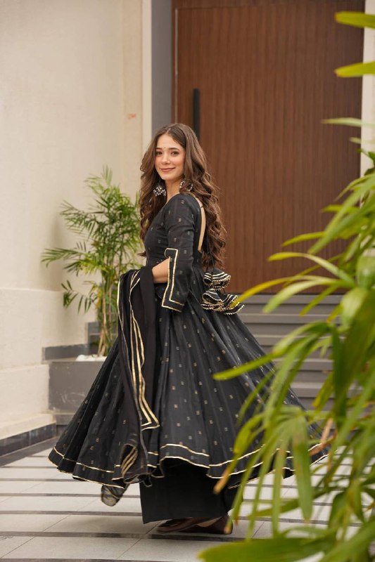 Zinara New  Black Maslin Suit Set