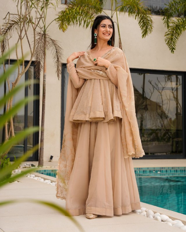 Naaznin Golden Sand Elegant Kurta Set