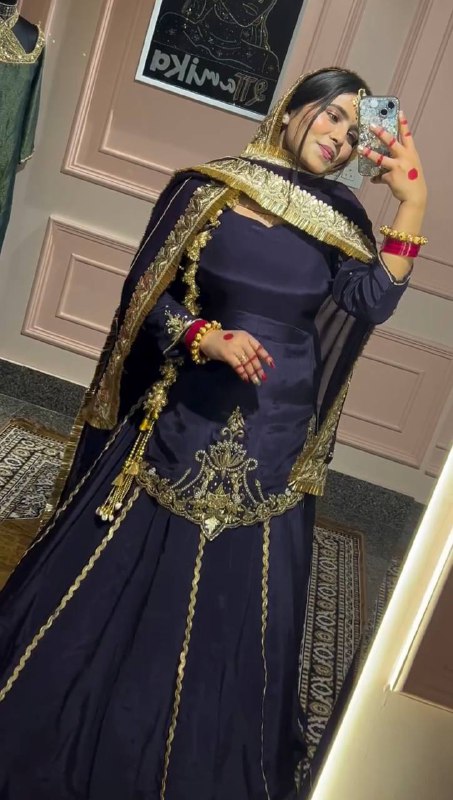 Kamakshee Natural Crep Silk Lehenga Set