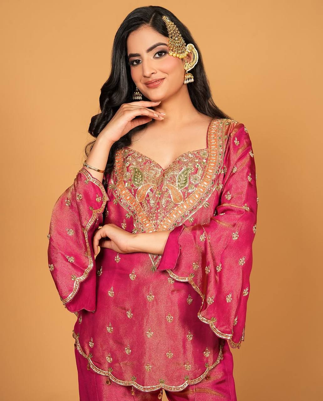 Gulnaar Grace  Magenta Sharara Set