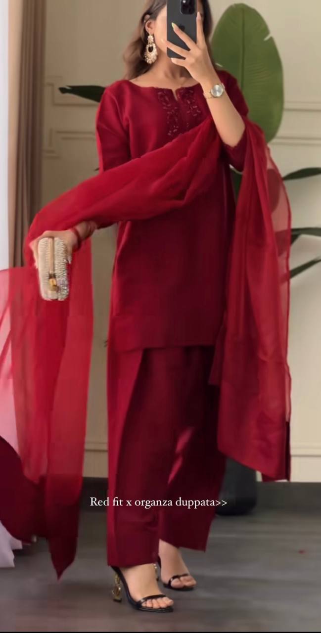 Ziyaara Beautiful  Blooming  Red Party Wear Suit Set