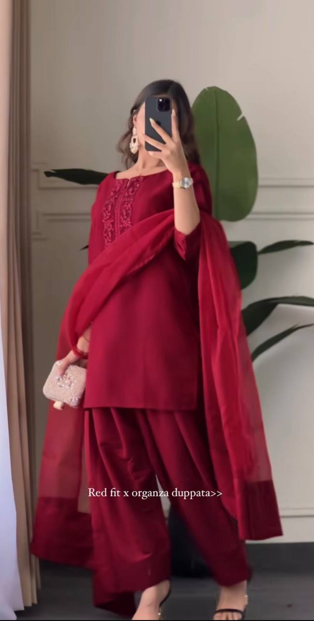 Ziyaara Beautiful  Blooming  Red Party Wear Suit Set