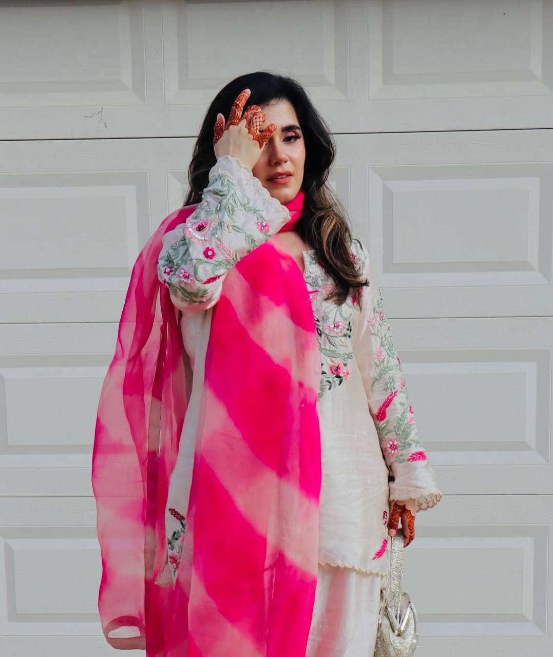 Rosy Rehna Classic Trendy Ethnic Look Suit Set