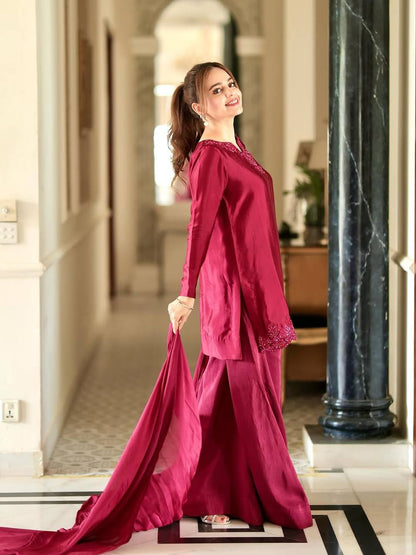 Zahira in Maroon Havy Franch Crep  Pretty Suit Set