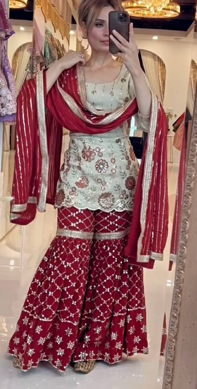 Tyaani Glamorous Heavy chinnon Silk Sharara Set