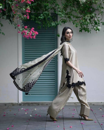 Aasma Touch Of Bold Black Farshi Salwar Suit