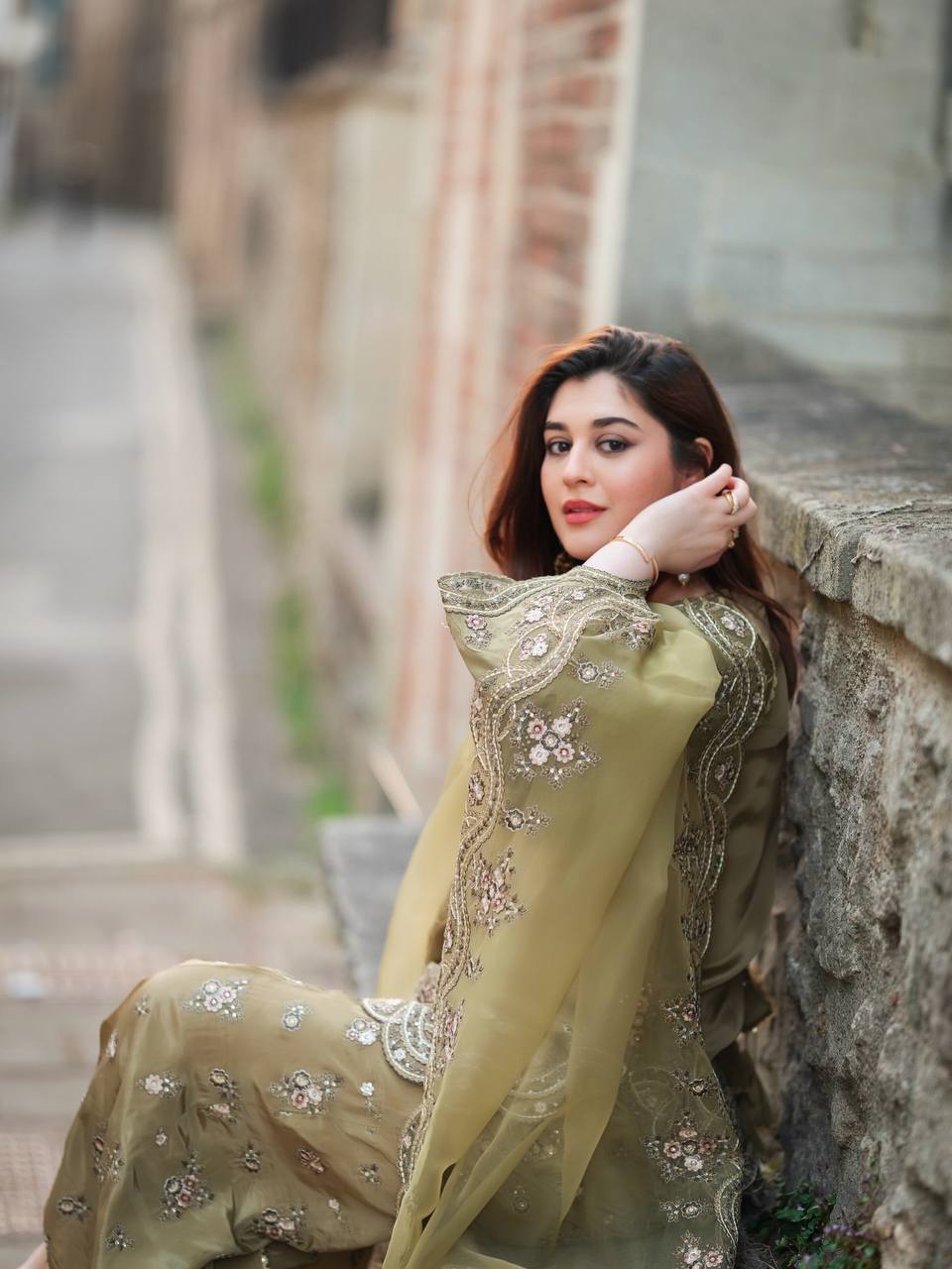 Zaitoon Zariya Olive Embroidered Grace Set