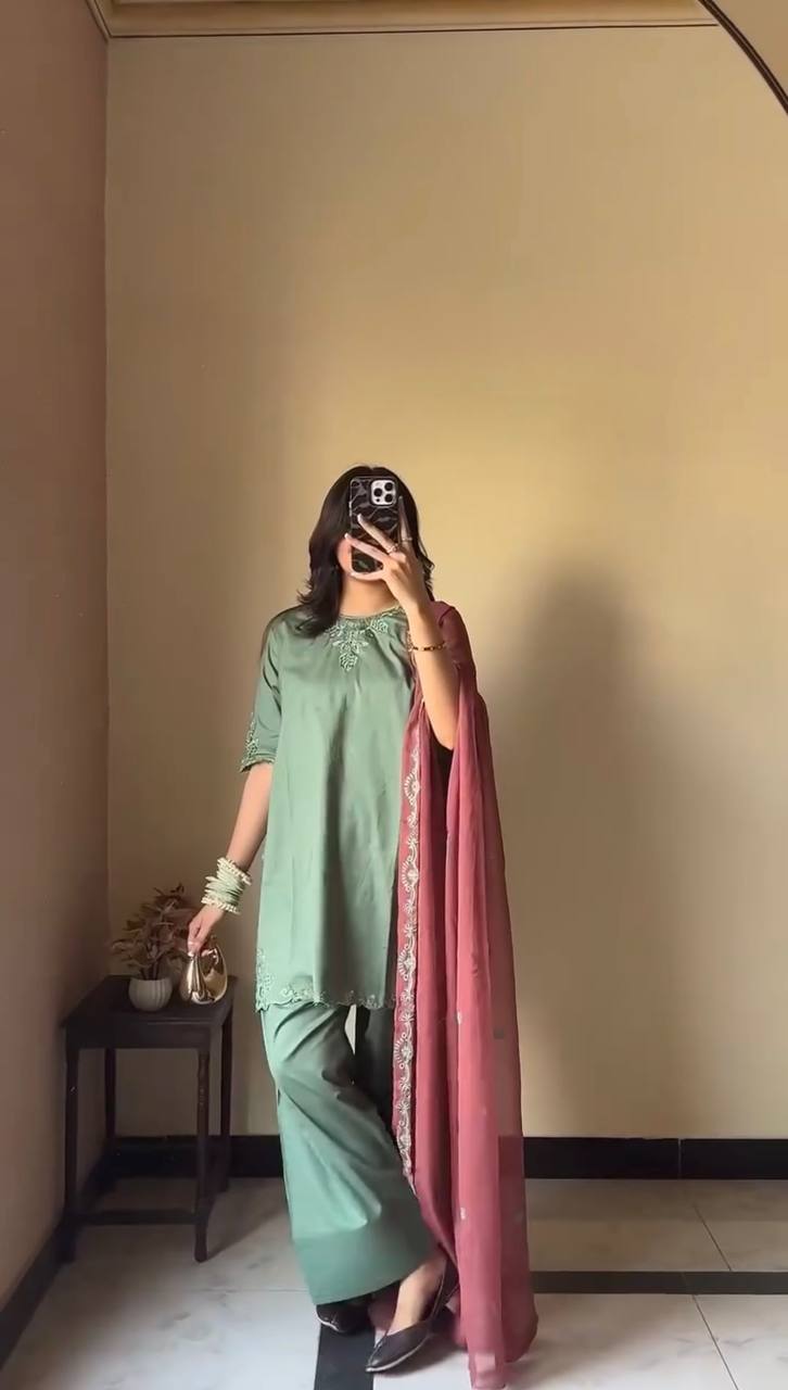 Inaya Blush Bloom Green Suit with Dusty Pink Dupata