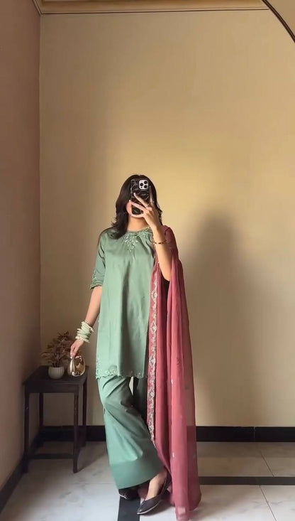 Inaya Blush Bloom Green Suit with Dusty Pink Dupata