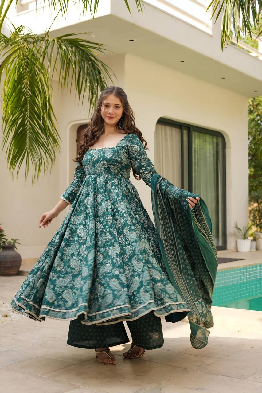 Yalina Beautiful Maslin Suit Set
