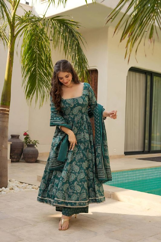 Yalina Beautiful Maslin Suit Set