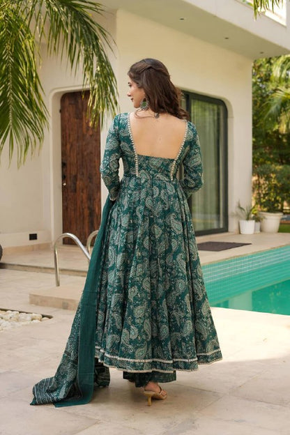Yalina Beautiful Maslin Suit Set