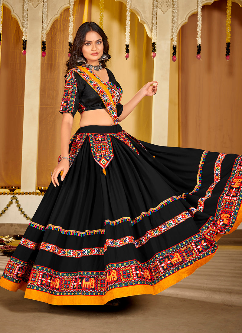 Suhani Black Beauty with Vibrant Kutchi Embroidery Gamthi