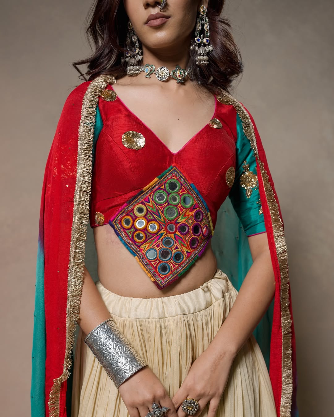 Heritage Fusion Mehfil-E-Riwaayat Mirror Work Choli