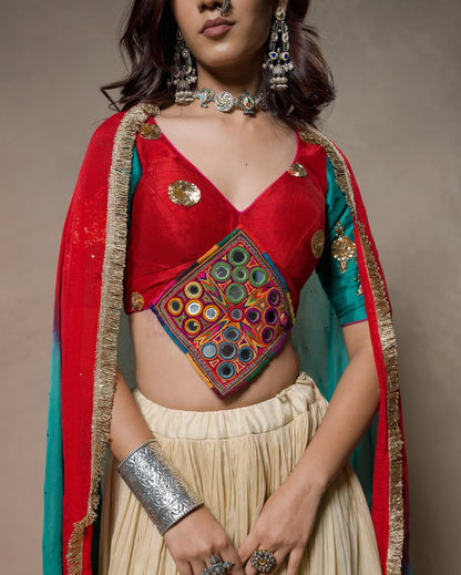 Heritage Fusion Mehfil-E-Riwaayat Mirror Work Choli