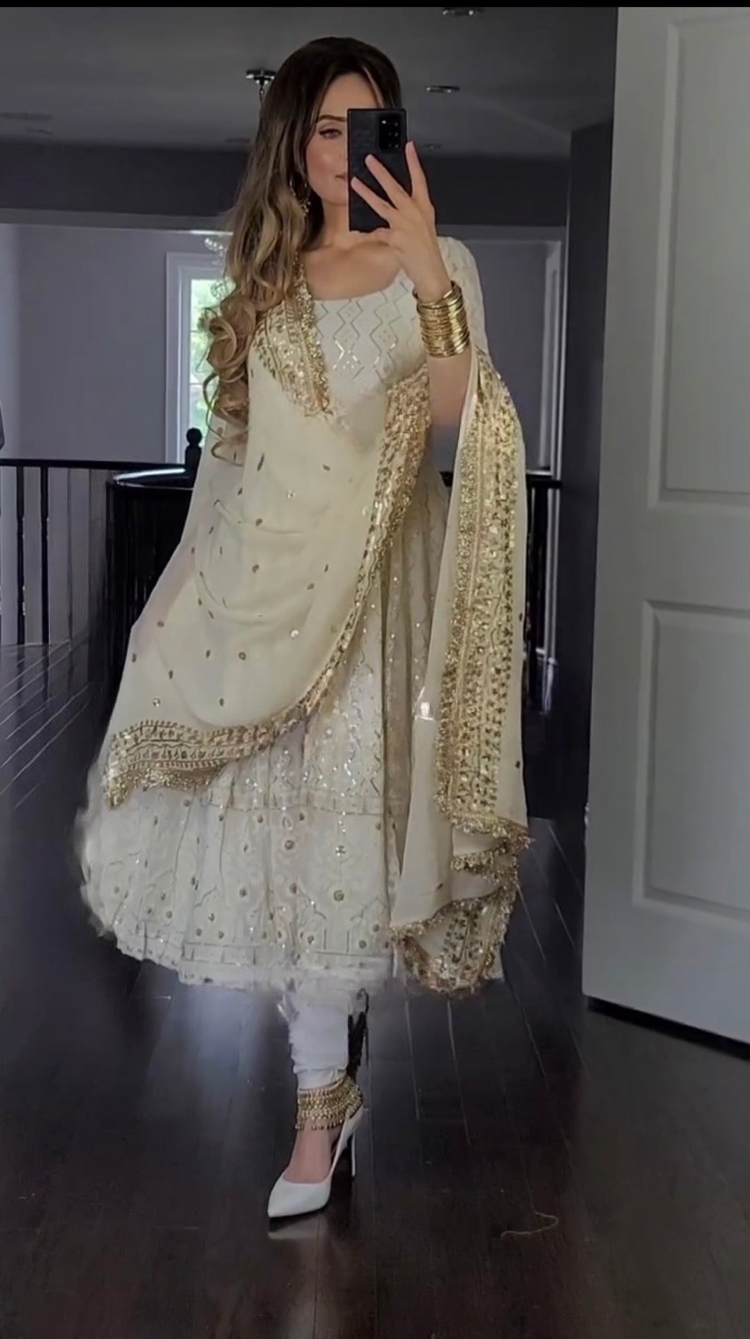 💕*Presenting New  Đěsigner Anarkali Suit In New Fancy Style*( UC-1182) 👌💕