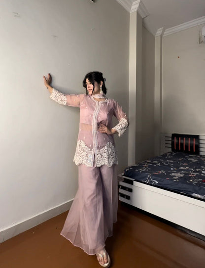 Traditional Kurta Set with Delicate Embroidery