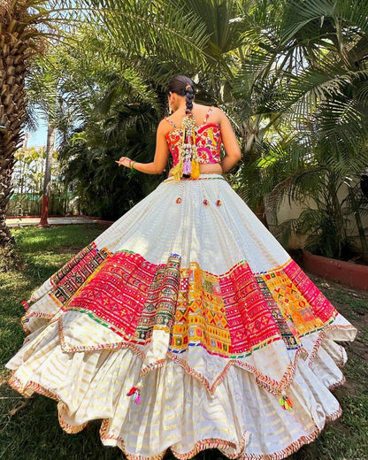 Vibrant Navratri Lehenga: Traditional Elegance with a Modern Twist