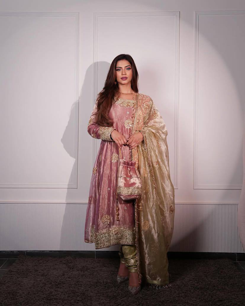 Sunehri Sitara A Golden Glow in Ornate Kurta Set